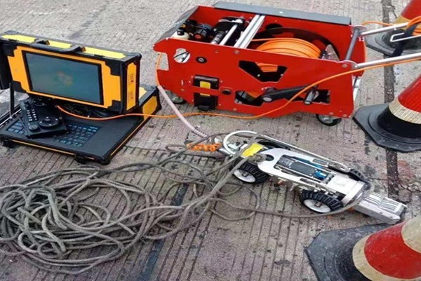 巴楚CCTV管道检测机器人